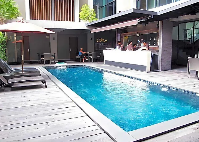 Siam Swana 3*
