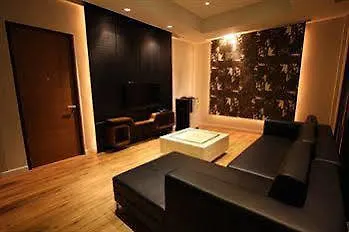 Siam Swana 3*